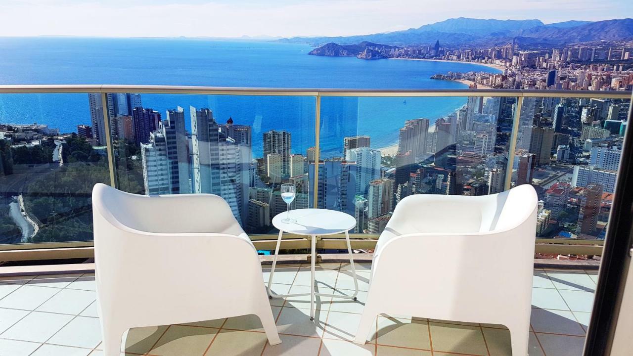 Luxury Apartment On The 40Th Floor With Amazing Views Benidorm Buitenkant foto