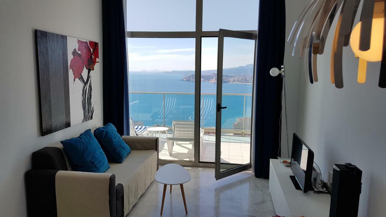 Luxury Apartment On The 40Th Floor With Amazing Views Benidorm Buitenkant foto